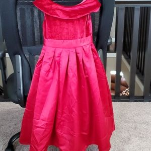 Red velvet dress girls